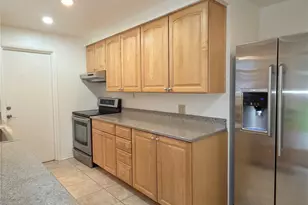 16850 Palatine Ave N, Shoreline, WA 98133 - Photo 10