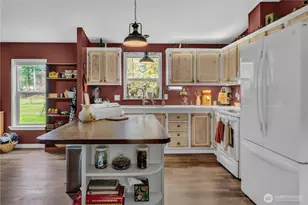 8040 Riffe Ln SW, Rochester, WA 98579 - Photo 12