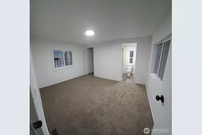 316 W 2nd Street #6, Onalaska, WA 98570 - Photo 10