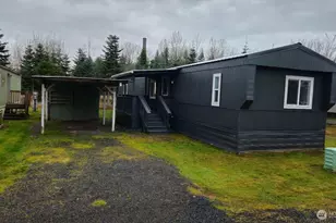 316 W 2nd St, Onalaska, WA 98570 - Photo 2