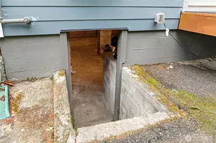 3704 W Arsenal Way, Bremerton, WA 98312 - Photo 40