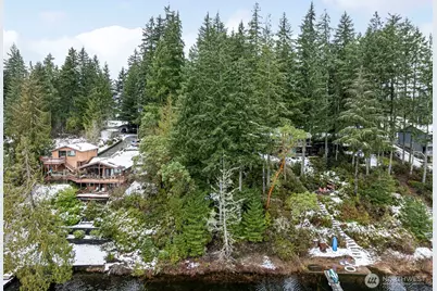 1961 E Trails End Drive, Belfair, WA 98528 - Photo 10