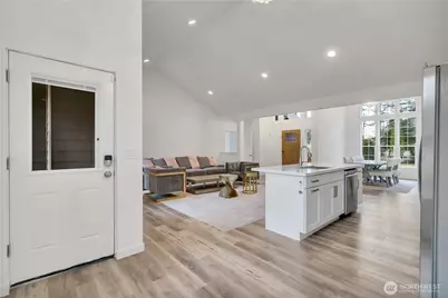 21317 Locust Way, Lynnwood, WA 98036 - Photo 12