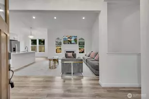 21317 Locust Wy, Lynnwood, WA 98036 - Photo 4