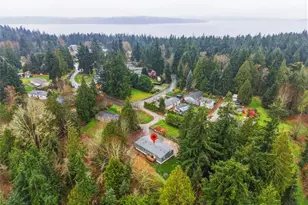 694 E Awa Ln, Camano Island, WA 98282 - Photo 40