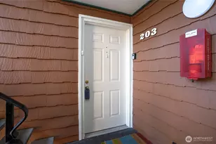 7317 N Skyview, Tacoma, WA 98406 - Photo 4