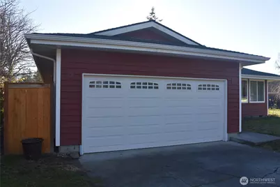 2319 32nd Street, Anacortes, WA 98221 - Photo 34