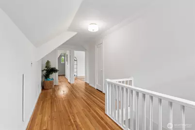 8042 11th Avenue NW, Seattle, WA 98117 - Photo 20