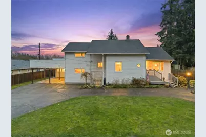 5719 East Drive, Everett, WA 98203 - Photo 2