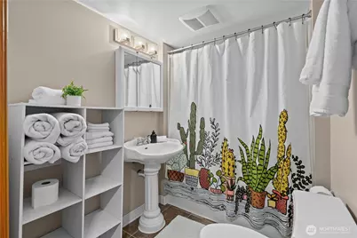 5719 East Drive, Everett, WA 98203 - Photo 28