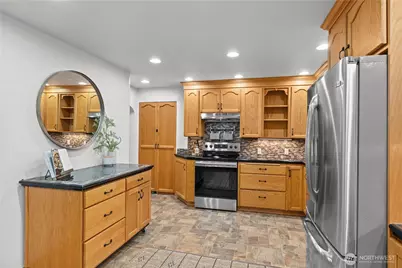 5719 East Drive, Everett, WA 98203 - Photo 10