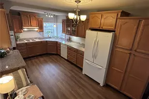 1109 E 31st St, Tacoma, WA 98404 - Photo 8