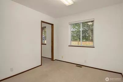 12401 8th Drive SE, Everett, WA 98208 - Photo 12