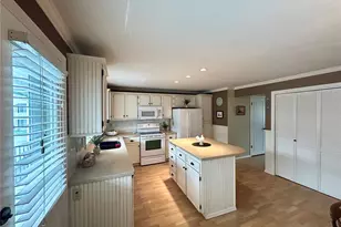 303 S 325th Ln, Federal Way, WA 98003 - Photo 6