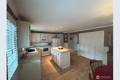 303 S 325th Lane #22D, Federal Way, WA 98003 - Photo 6