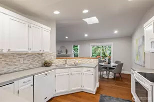 2408 208th Pl SE, Bothell, WA 98021 - Photo 8