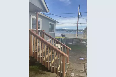 329 Perry Avenue N, Port Orchard, WA 98366 - Photo 4