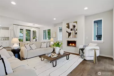 8328 138th Lane SE, Newcastle, WA 98059 - Photo 4