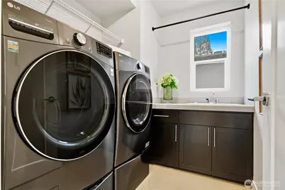 8328 138th Lane SE, Newcastle, WA 98059 - Photo 26