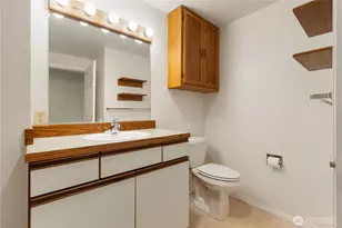 23305 Lakeview Dr, Mountlake Terrace, WA 98043 - Photo 26