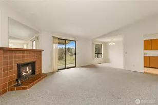 23305 Lakeview Dr, Mountlake Terrace, WA 98043 - Photo 8