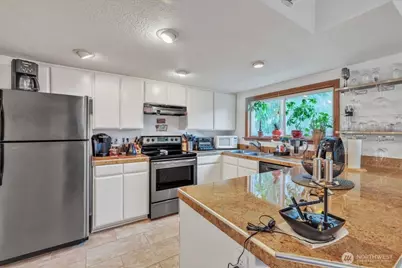 411 N Yakima Avenue, Tacoma, WA 98403 - Photo 10