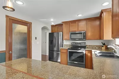 8634 35th Court SE, Lacey, WA 98503 - Photo 6