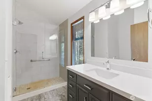 6980 NE Dolphin Dr, Bainbridge Island, WA 98110 - Photo 12