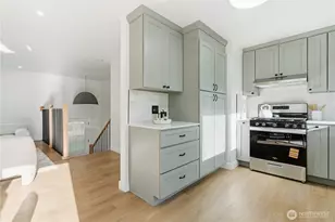 7475 NE 146th St, Kenmore, WA 98028 - Photo 10