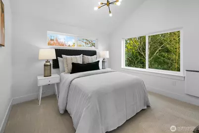 320 N 84th Street, Seattle, WA 98103 - Photo 20