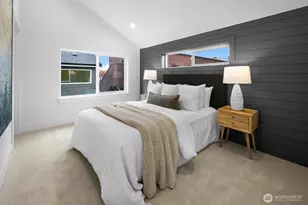 320 N 84th St, Seattle, WA 98103 - Photo 12