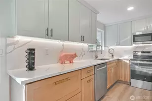 1229 SW 158th St, Burien, WA 98166 - Photo 4