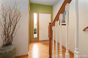 18323 10th Dr SE, Bothell, WA 98012 - Photo 4