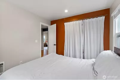 951 SE Dock Street, Oak Harbor, WA 98277 - Photo 12