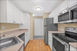 10824 SE 170th St, Renton, WA 98055 - Photo 14