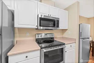 10824 SE 170th St, Renton, WA 98055 - Photo 14