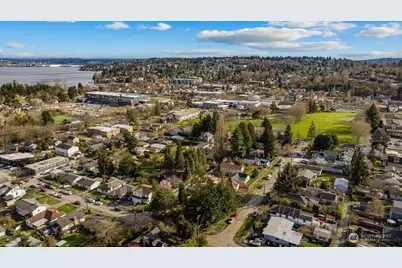 8411 48th Avenue S, Seattle, WA 98118 - Photo 30