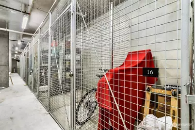 699 John St #319, Seattle, WA 98109 - Photo 36