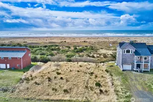 132 Dunes Ln, Ocean Shores, WA 98569 - Photo 1