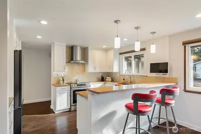 24827 13th Avenue S, Des Moines, WA 98198 - Photo 8