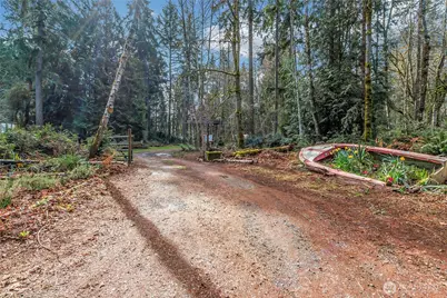 17124 80th Street SW, Longbranch, WA 98351 - Photo 2