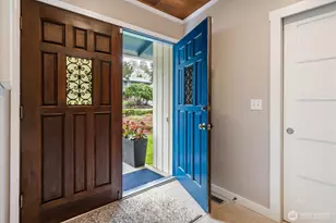 19321 Kenlake Pl NE, Kenmore, WA 98028 - Photo 2