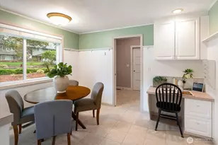 19321 Kenlake Pl NE, Kenmore, WA 98028 - Photo 10