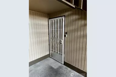 4721 176th Street SW #G7, Lynnwood, WA 98037 - Photo 2