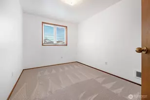 27203 Church Creek Loop NW, Stanwood, WA 98292 - Photo 12