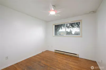 359 Douglas Street, Longview, WA 98632 - Photo 18