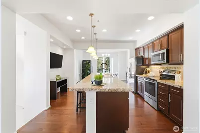 10175 156th Court NE #105, Redmond, WA 98052 - Photo 10