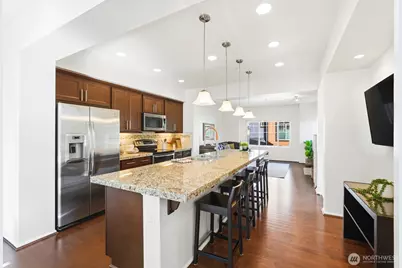 10175 156th Court NE #105, Redmond, WA 98052 - Photo 8