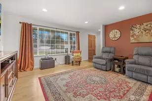 7818 56th Dr NE, Marysville, WA 98270 - Photo 4