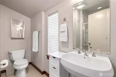 4005 7th Avenue NE, Seattle, WA 98105 - Photo 22